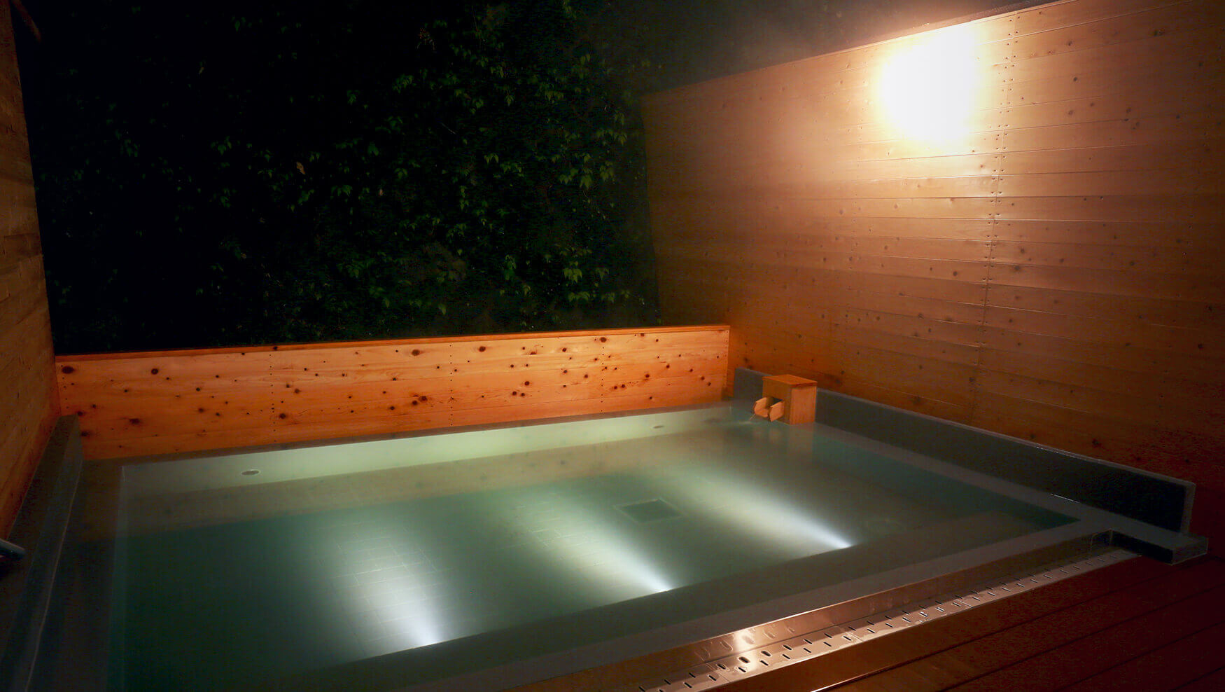 イメージ:自家源泉かけ流しの宿 箱根翠泉