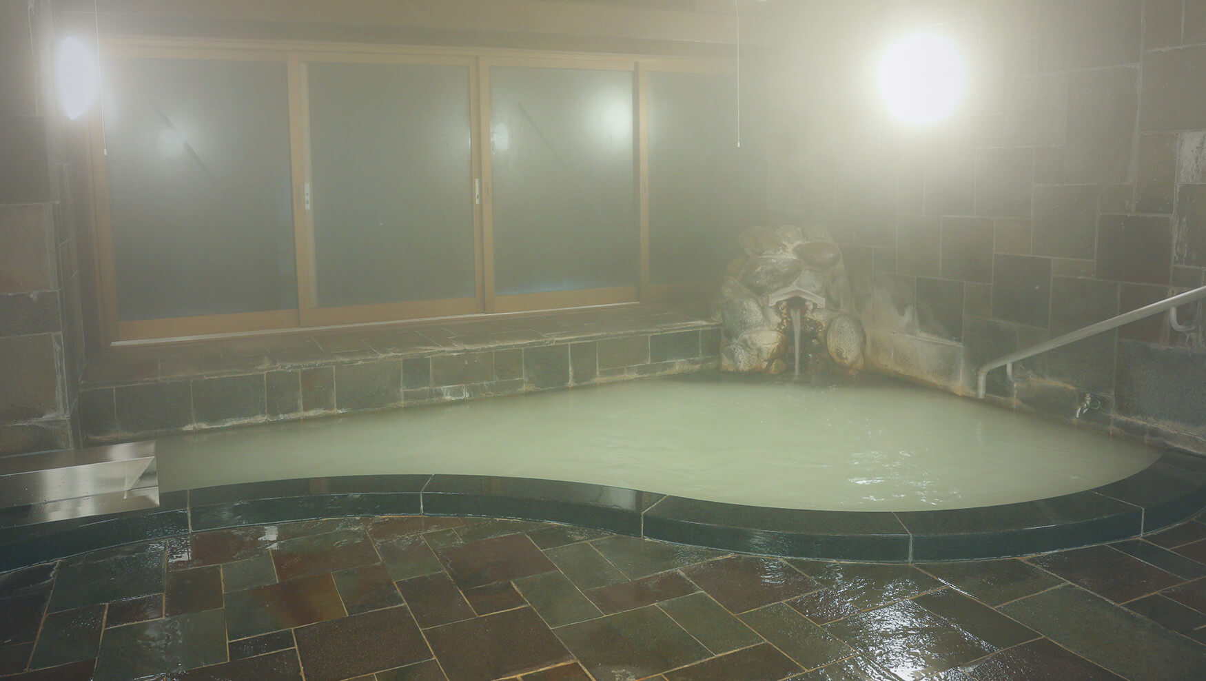 イメージ:自家源泉かけ流しの宿 箱根翠泉